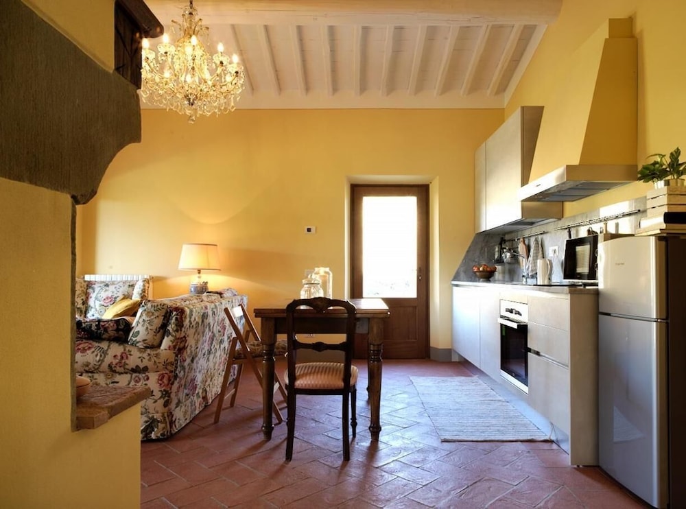 Villa, 3 Bedrooms, Lake View photo 3