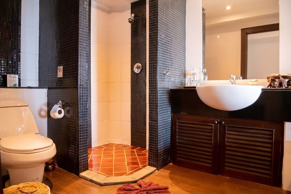 Superior Hotel, Sea View - Photo 2