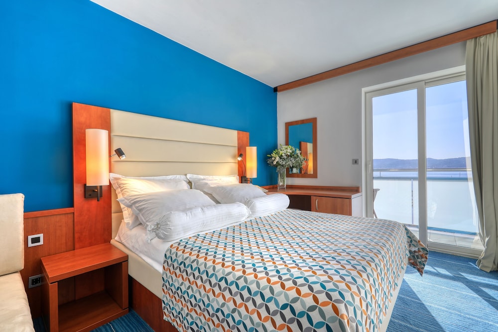 Superior Double Room, Balcony (Sea View)