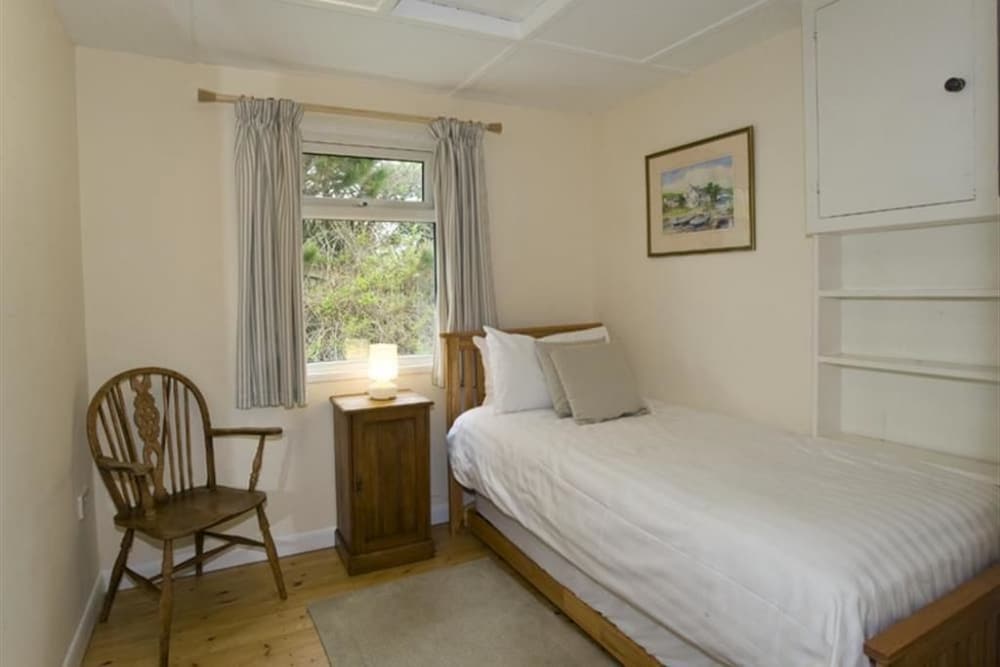 Apartment, 4 Bedrooms, 2 Bathrooms, Sea View photo 3