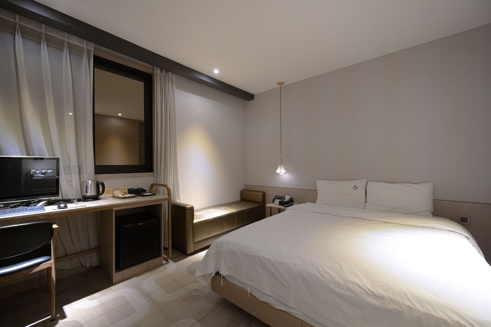 Deluxe Double Room — the supplier's photographs — photo 4