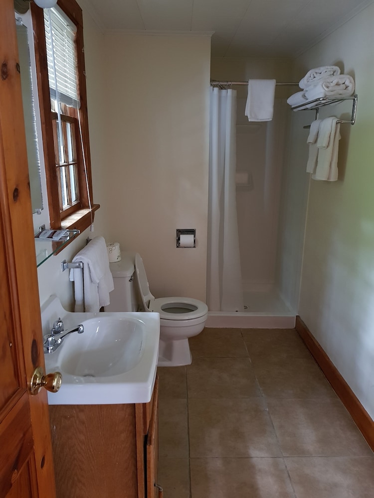 Basic Cottage - Photo 4
