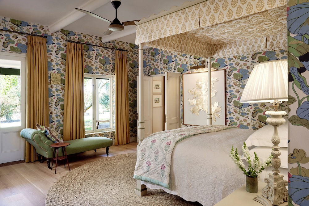Water Lily Suite - Photo 1