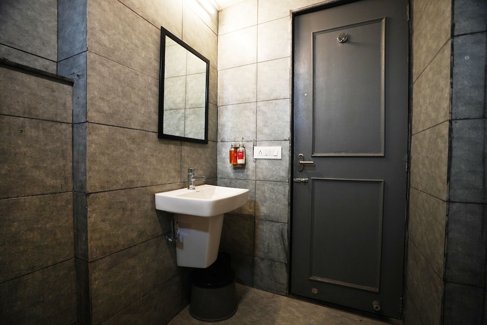 Standard Room - Photo 2
