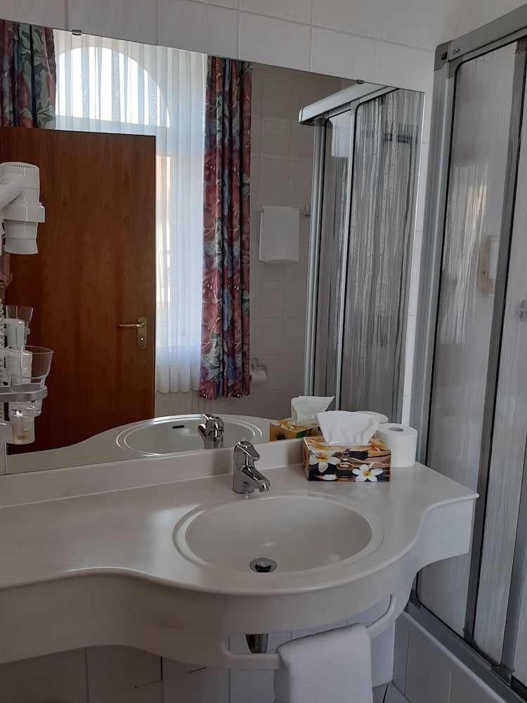 Double Or Twin Room photo 3