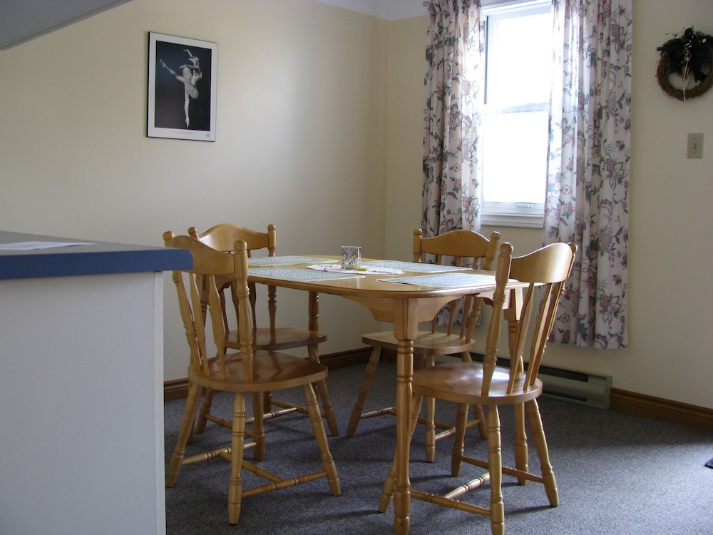 Suite, 1 Bedroom photo 3