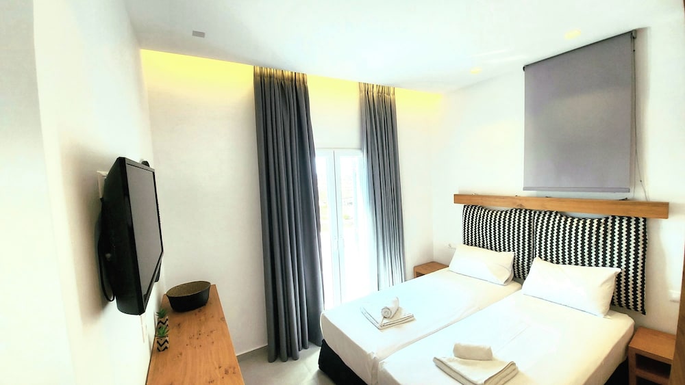 Pool Experience Two-Bedroom Sea View Maisonette