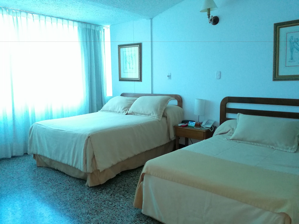 Standard Double Room photo 3