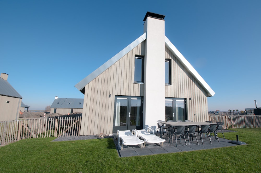 Villa Oesterdam Wellness | 10 personen photo 3
