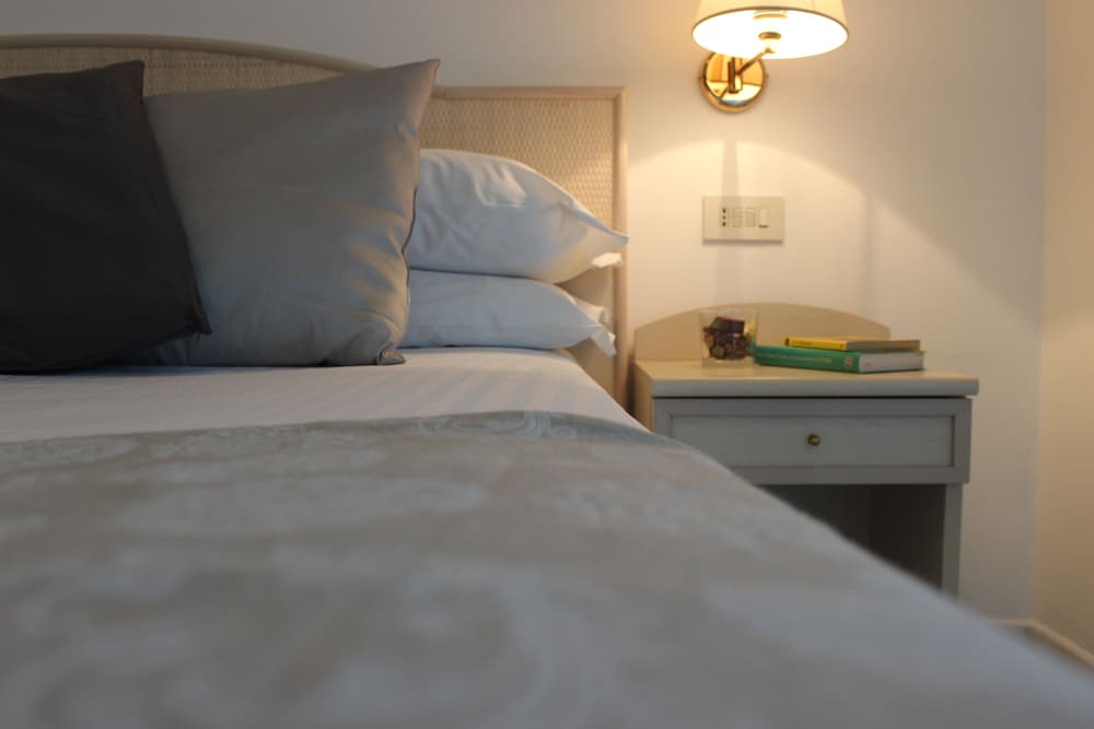 Economy Double Room photo 1
