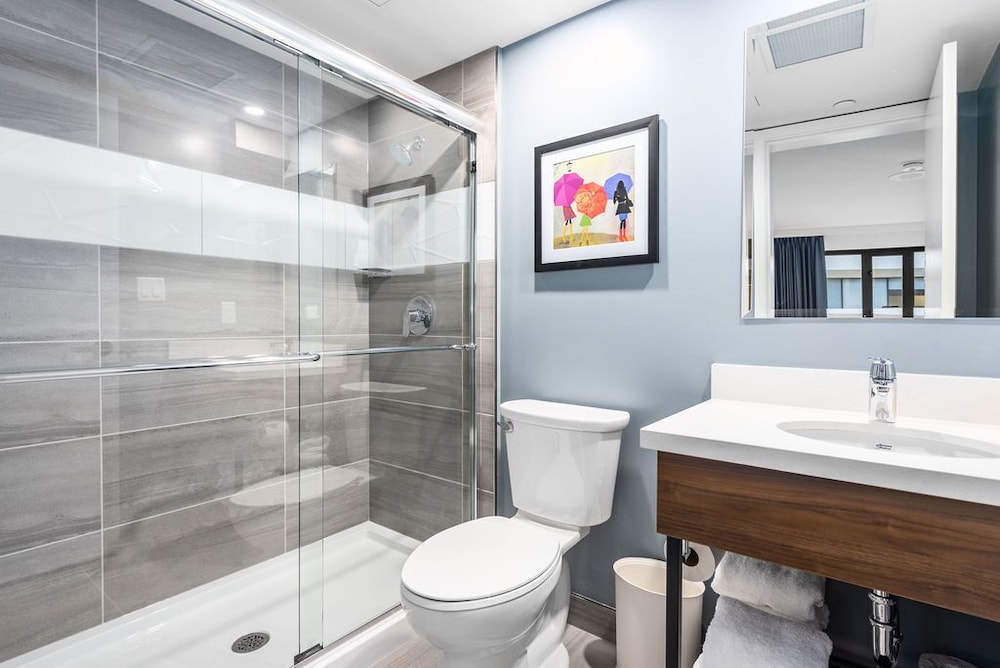 Superior Room, 1 Queen Bed, Private Bathroom