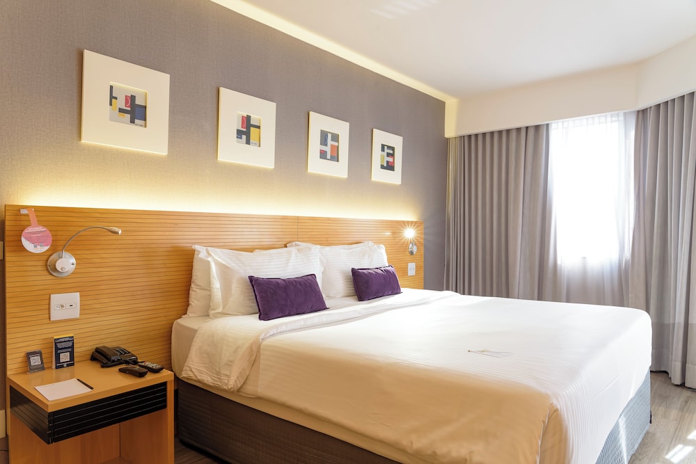 Executive Room, 1 King Bed - Photo 1