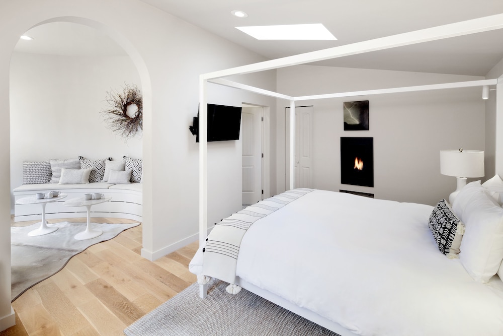 Luxury Studio, 1 King Bed, Kitchenette, Ground Floor