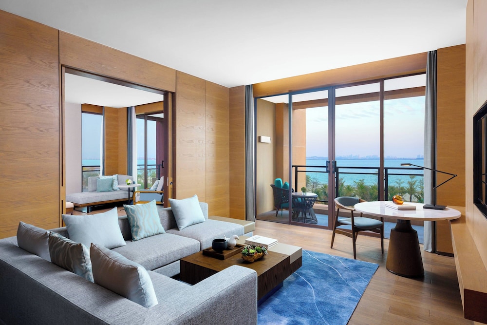 Suite, 1 Bedroom, Balcony