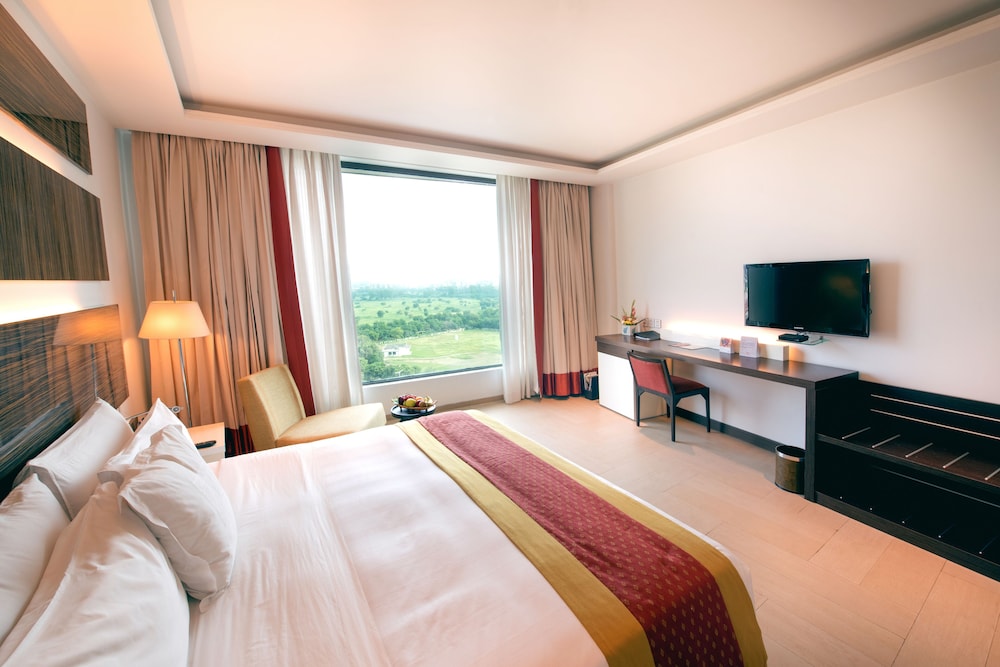 Deluxe Room, Multiple Beds