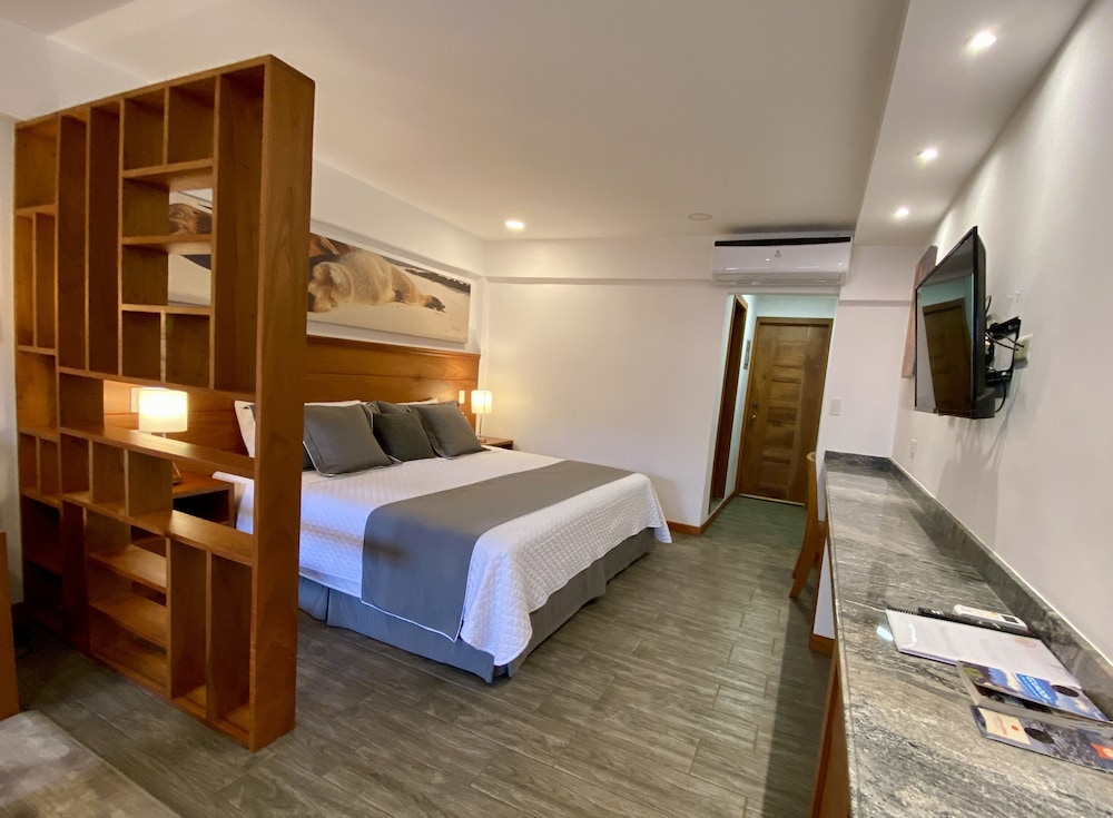 Premier Studio Suite, 1 Bedroom, Non Smoking, Garden View photo 3