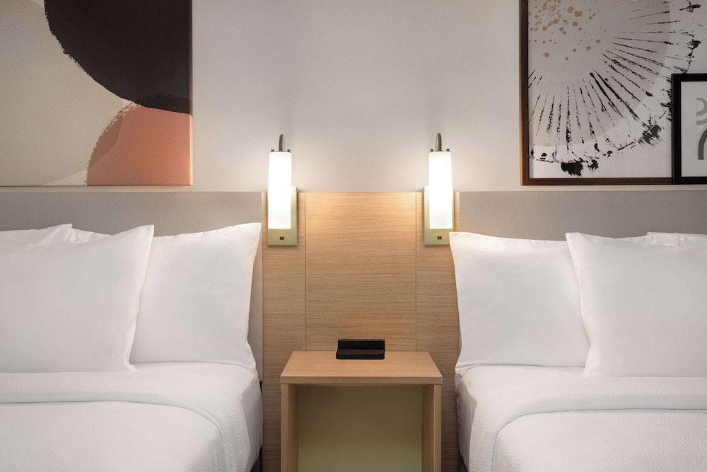 Room, 2 Double Beds, Mobility Accessible (3x3 Shower) - Photo 2