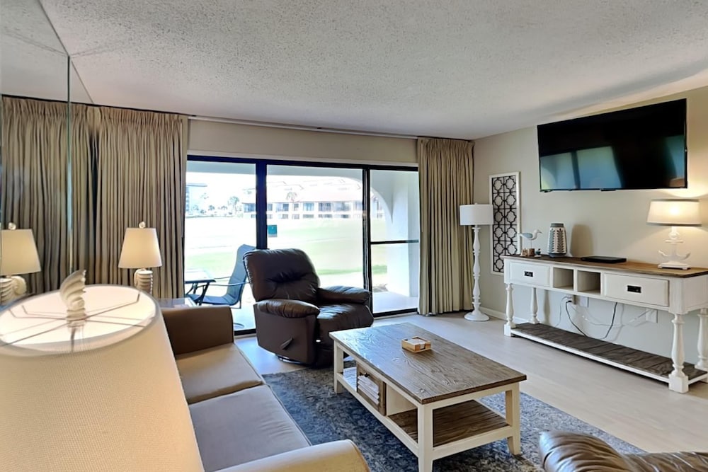 Condo, Multiple Beds, Balcony, Garden View (Villa 604 - No Pets)