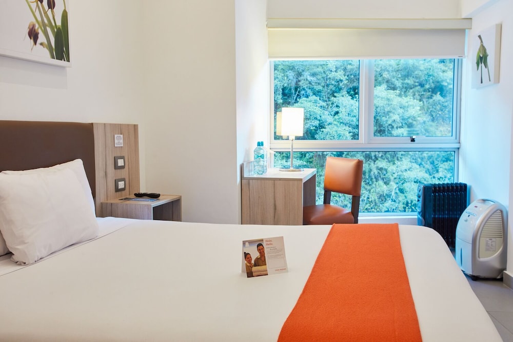 Superior Double Room, River View photo 2
