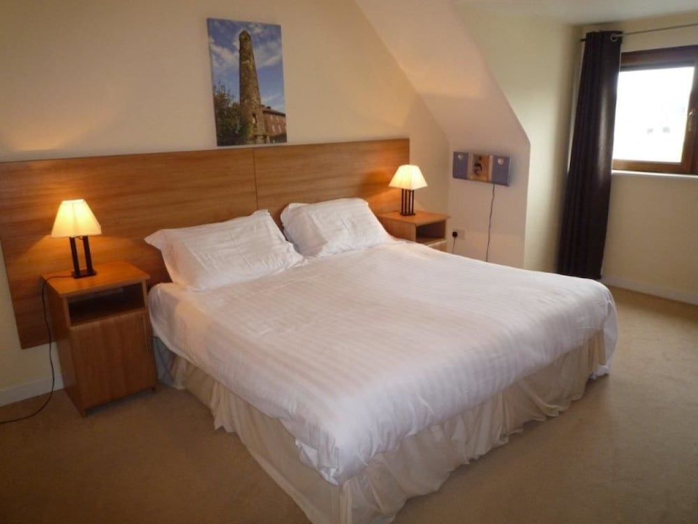 House, 4 Bedrooms photo 1