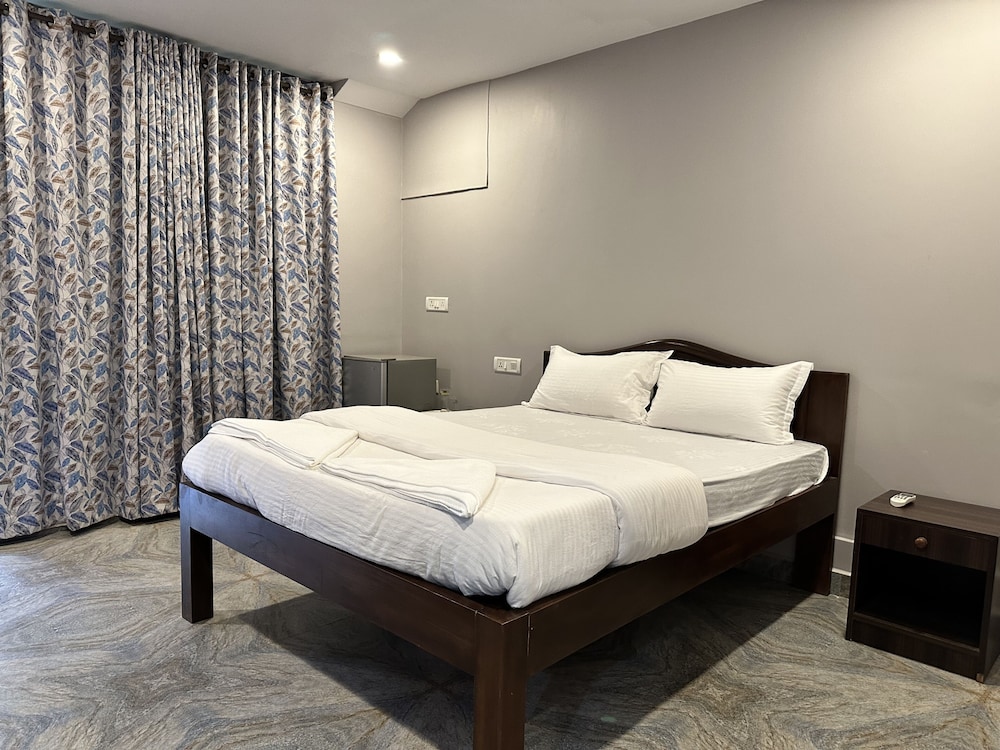 Royal Room