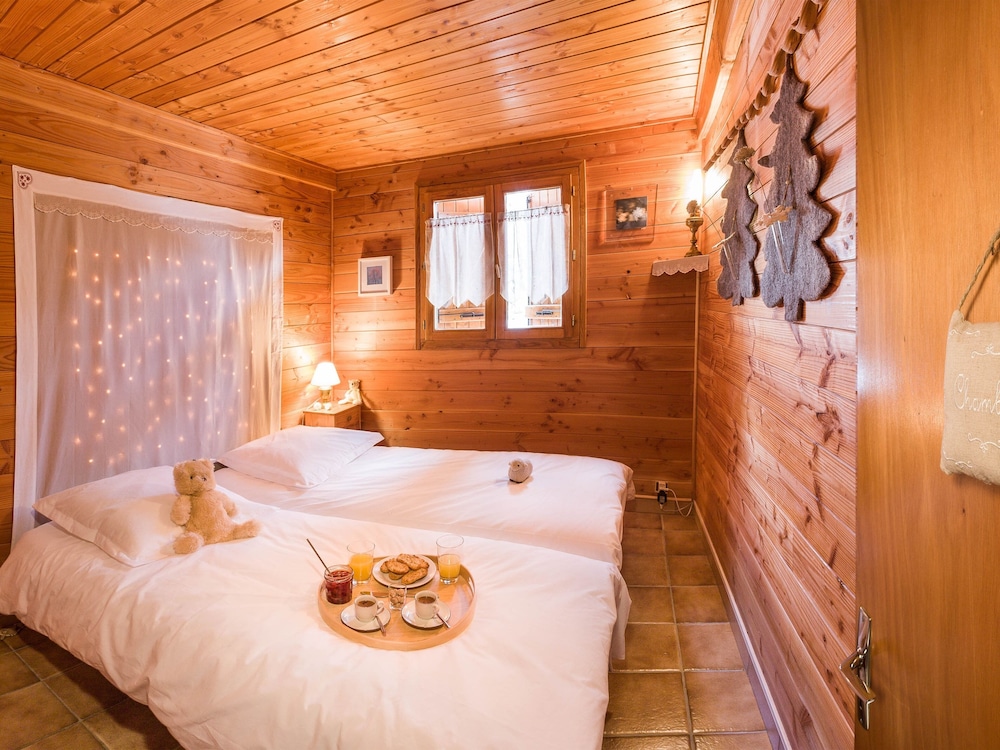 Chalet, Ensuite photo 1