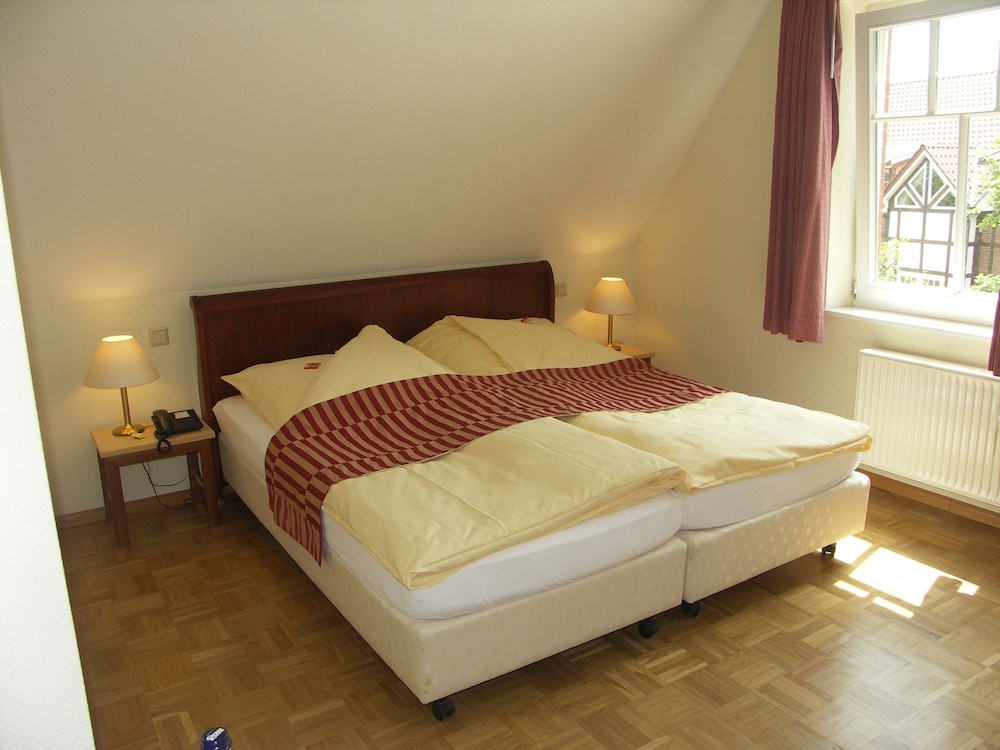 Standard Double Room - Photo 2