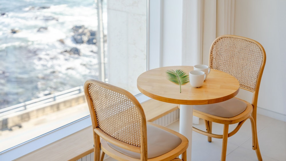 Basic Room, 1 Bedroom (Room 402 (Oceanview/Spa)) photo 2