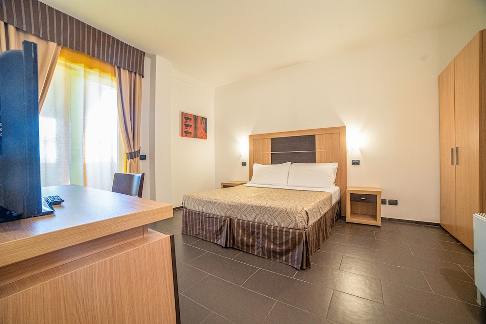 Superior Quadruple Room (2ad+2chd) photo 3