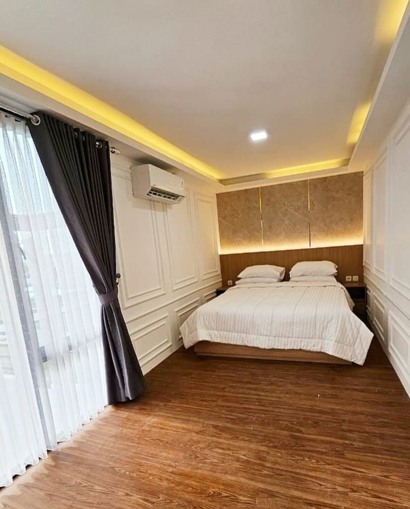 Deluxe Double Room, Garden View