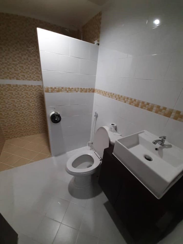 Standard Room - Photo 17