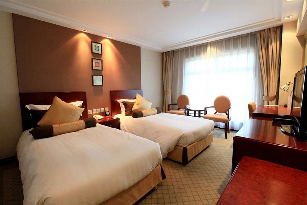 Standard Room, 2 Twin Beds - Photo 2