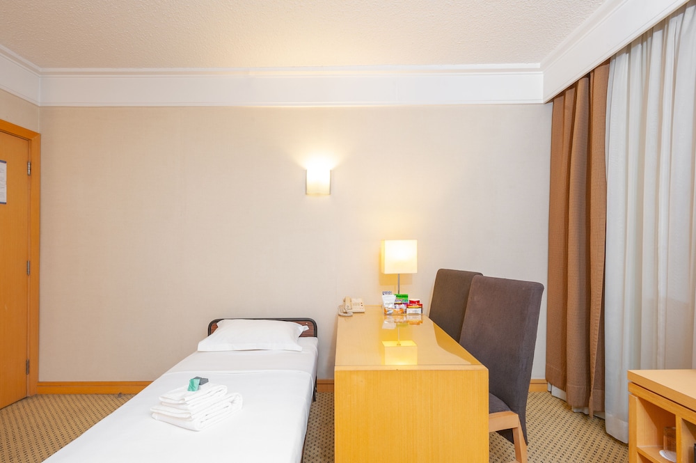 Deluxe Triple Room photo 2