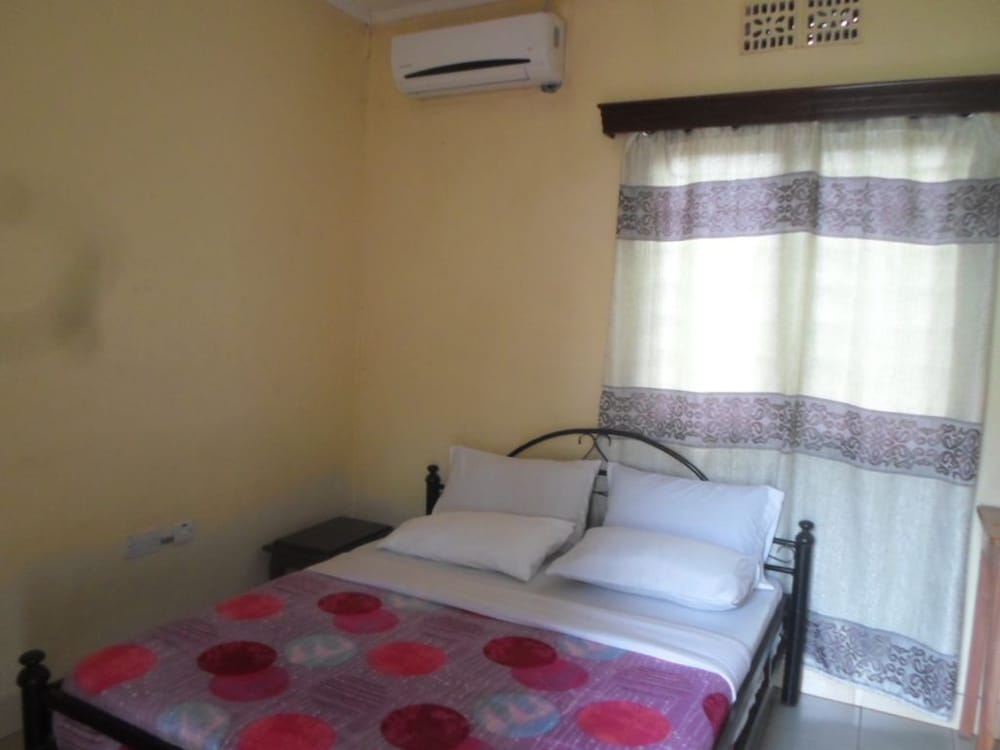 Classic Double Room, Garden View