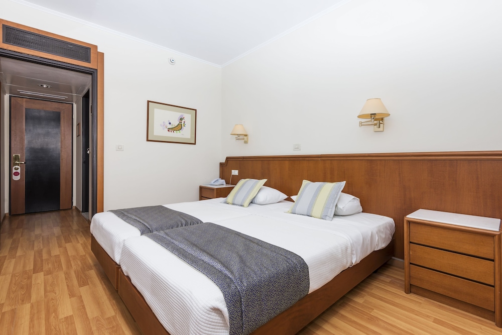 Double Room, Partial Sea View - Photo 11