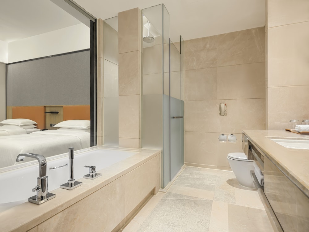Premier Deluxe, Guest room, 2 Twin/Single Bed(s), High floor - Photo 7