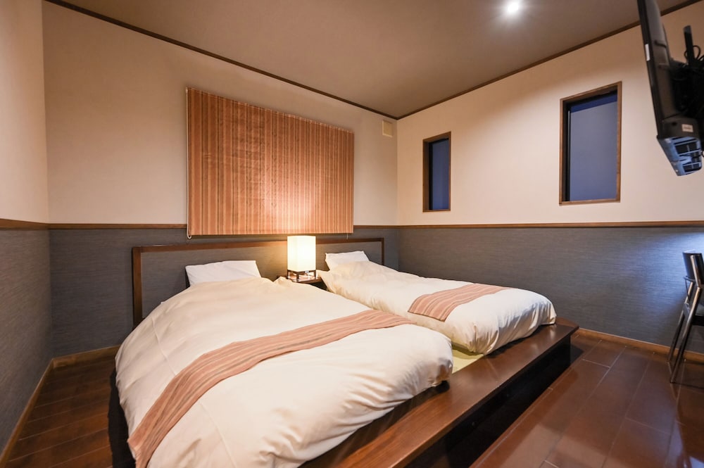 Irori Japanese Western Style Room Smoking photo 3