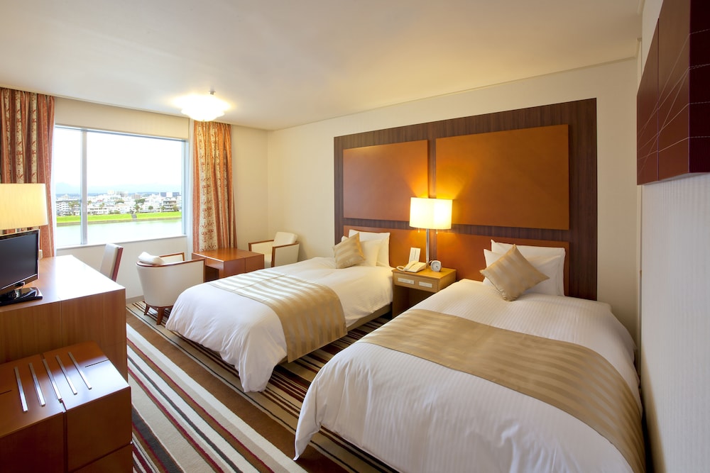 West Wing Standard Twin Room (Riverside) Non Smoking photo 2