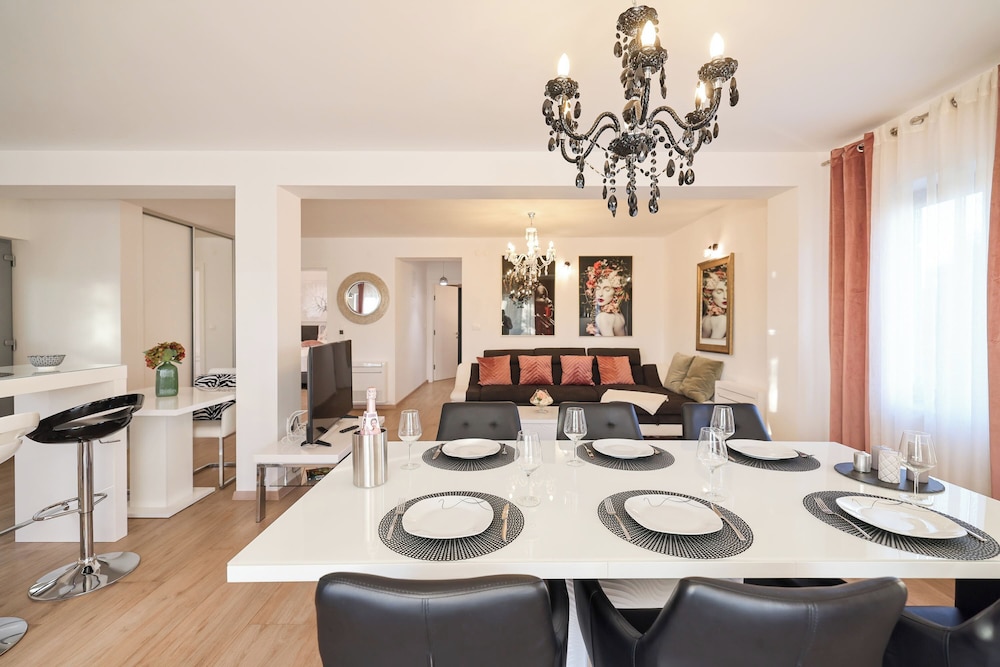 Apartment, Ground Floor photo 3