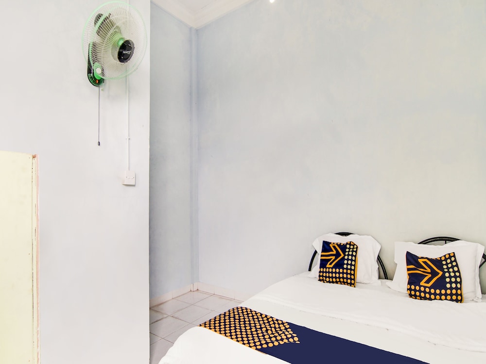 Double Room - Photo 10