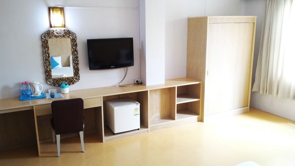 Deluxe Triple Room photo 2
