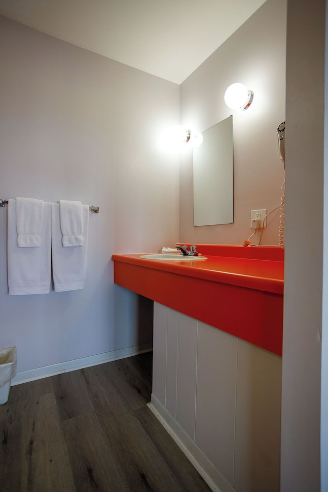 Classic Double Room (First Floor) photo 3