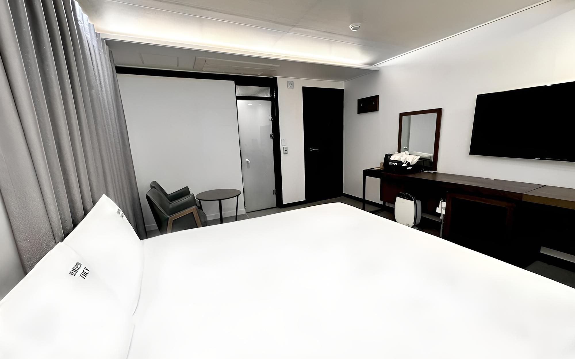 Room (Deluxe (for 2 people Netflix availabl) - Photo 5