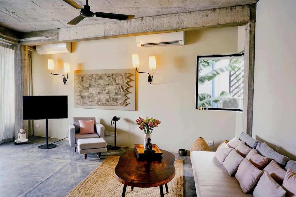 Apartment photo 1