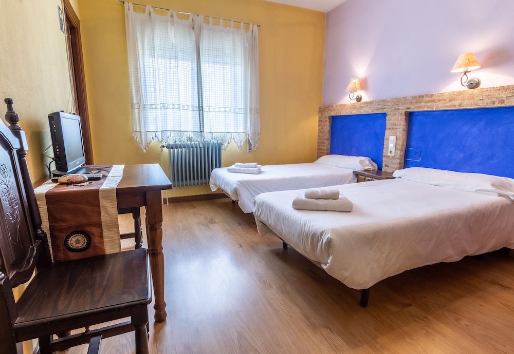 Economy Double or Twin Room - Photo 7