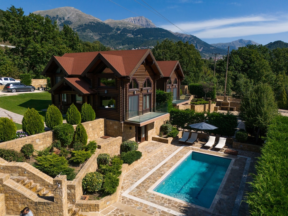Exclusive Villa photo 2