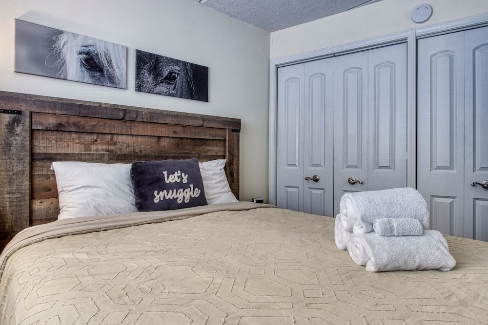 Condo, 1 Bedroom