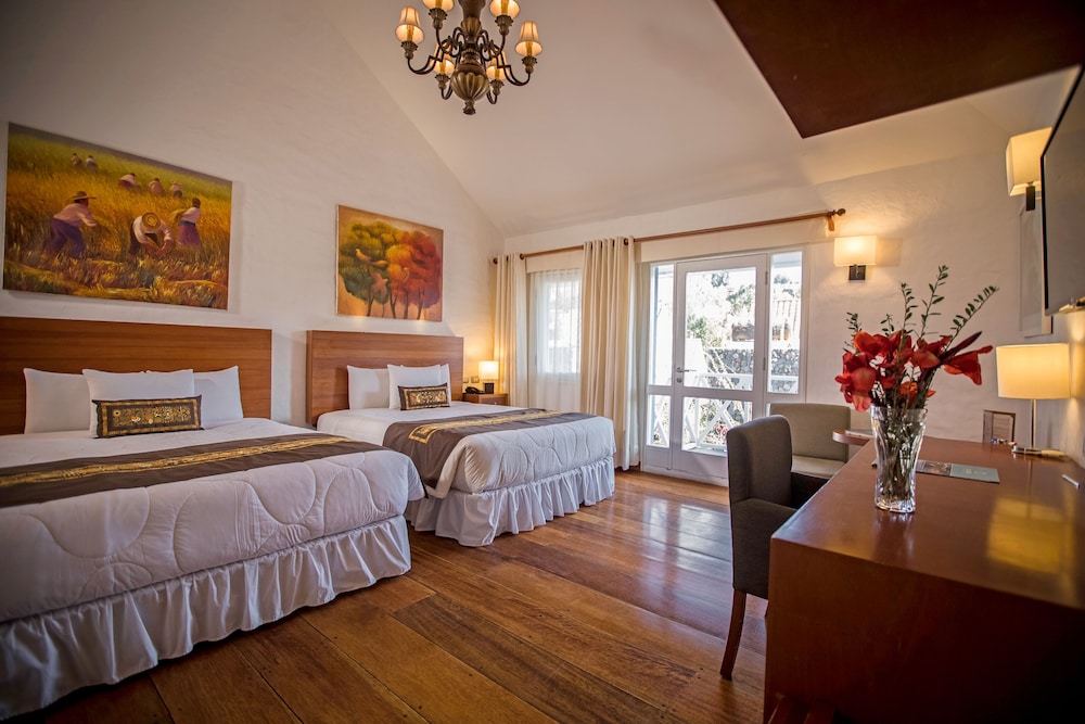 Deluxe Twin Room photo 2