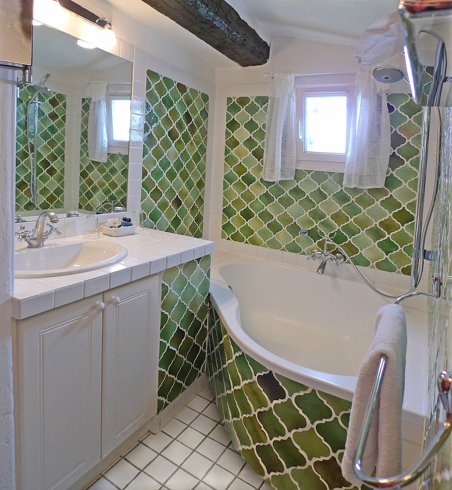 Classic Quadruple Room, Ensuite, Garden View (CQC) photo 2