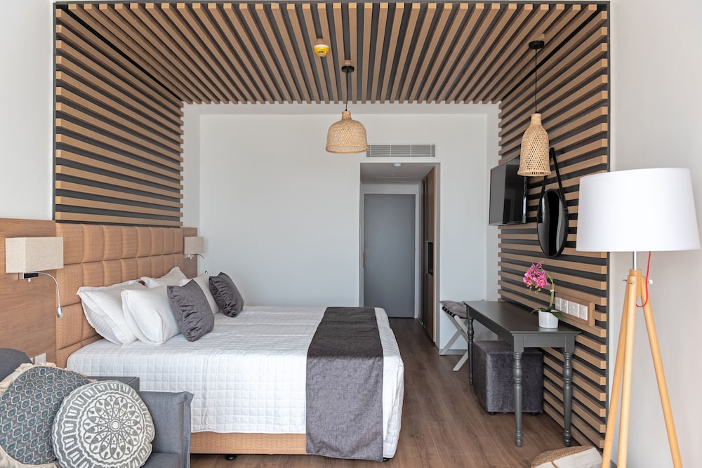 Family Studio Suite, Sea View photo 2